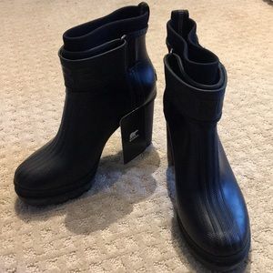 Sores Rain or Winter Boots